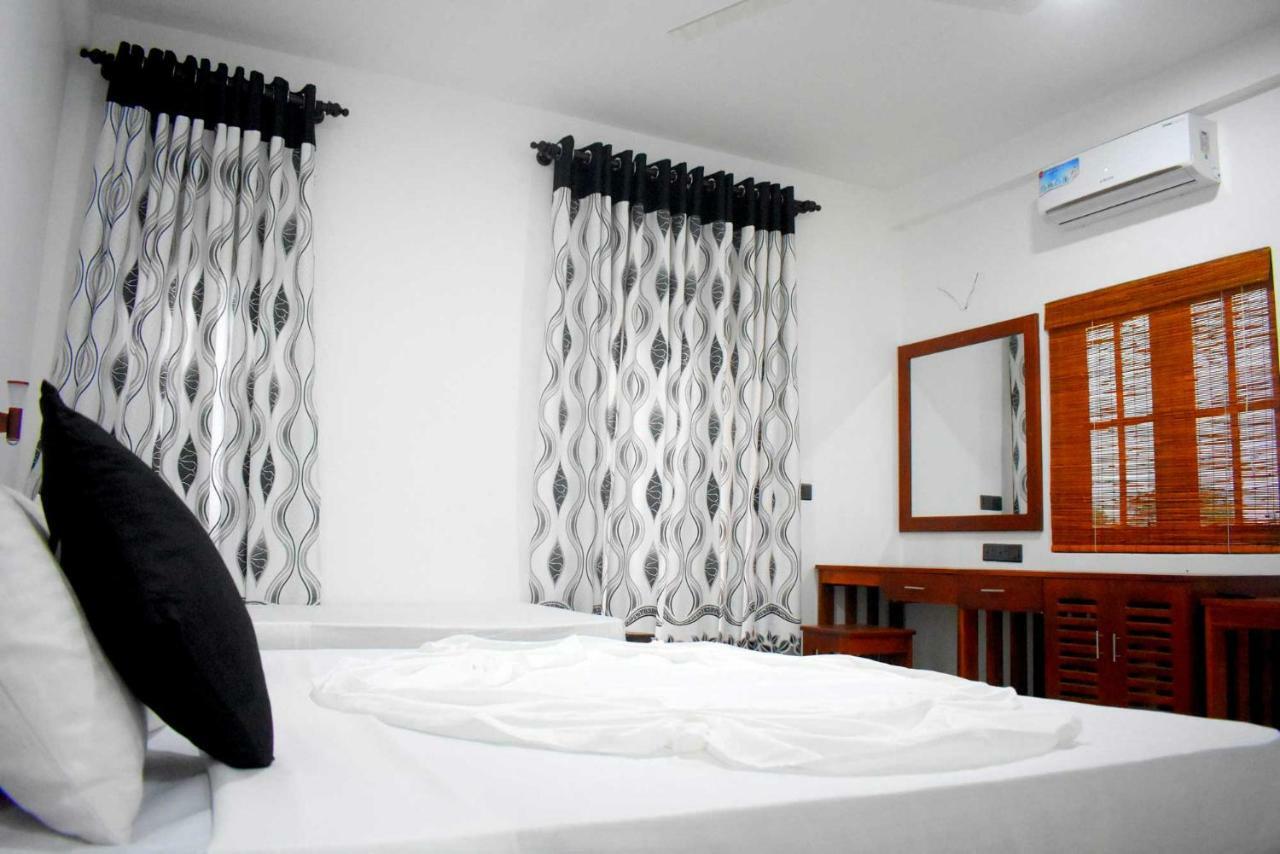 Blue Sky Hotel Yala Ngoại thất bức ảnh